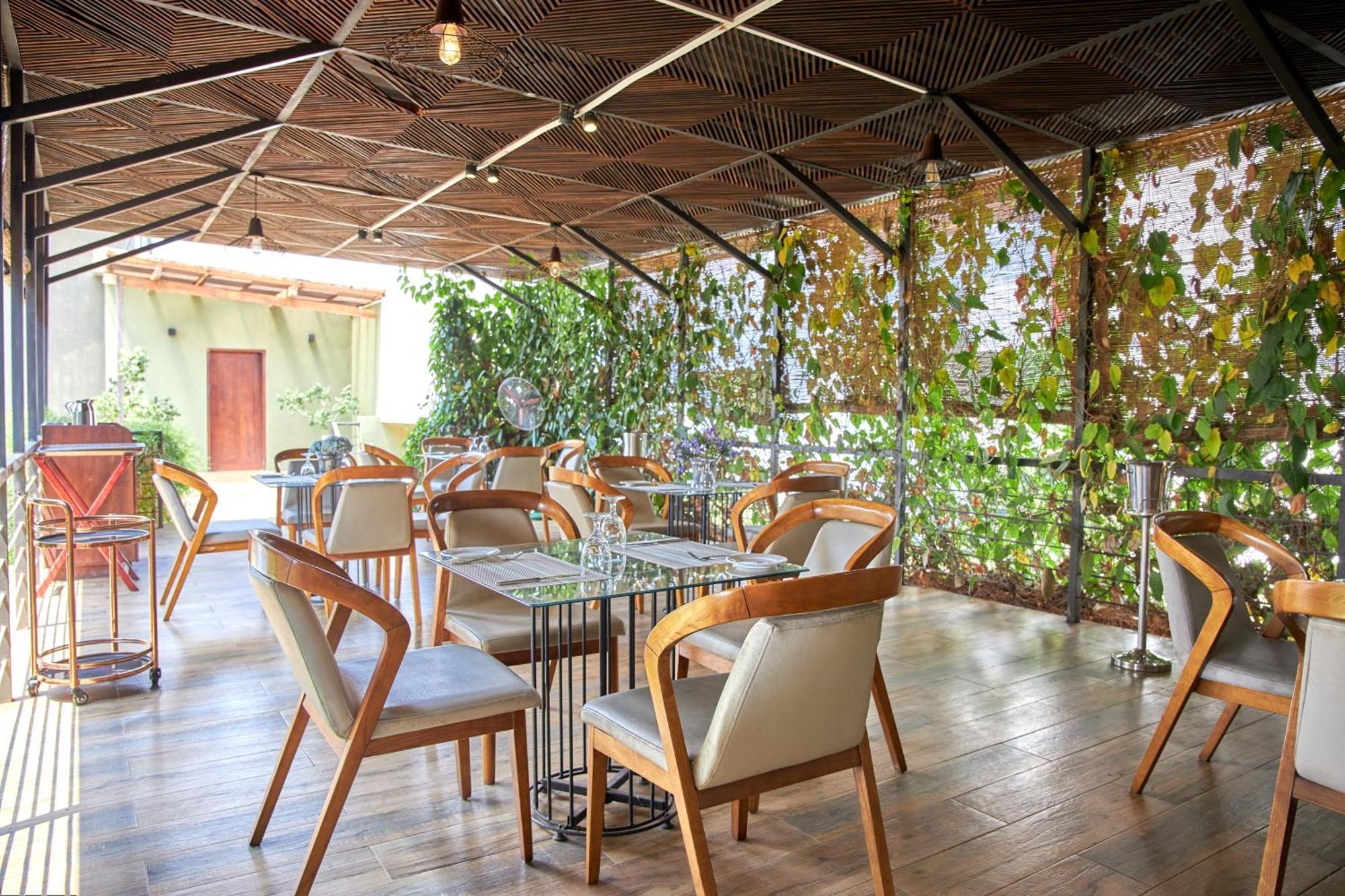 Seahorse Hotel & Spa Negombo Exteriér fotografie